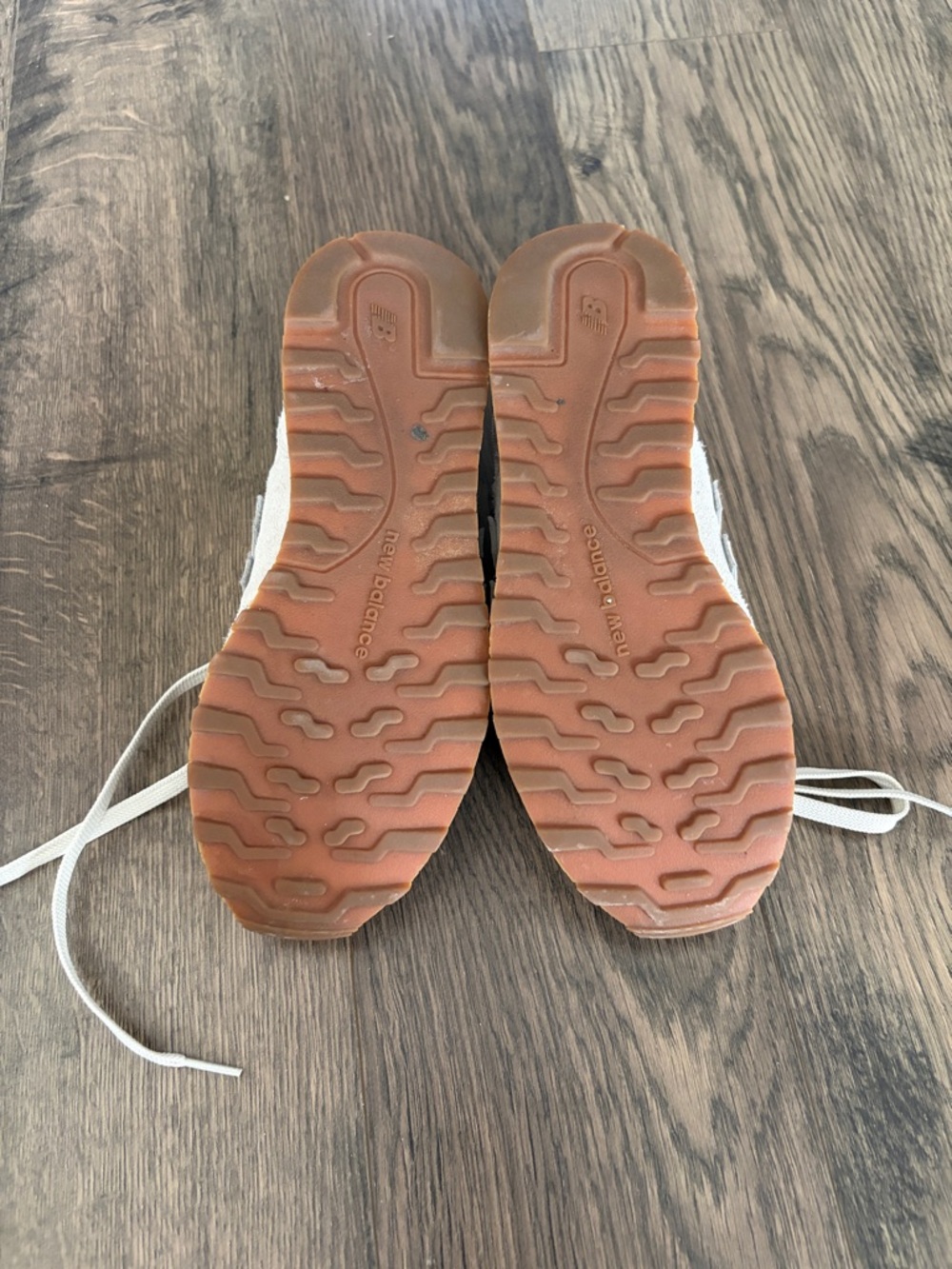 New Balance - Picture 3 of 3